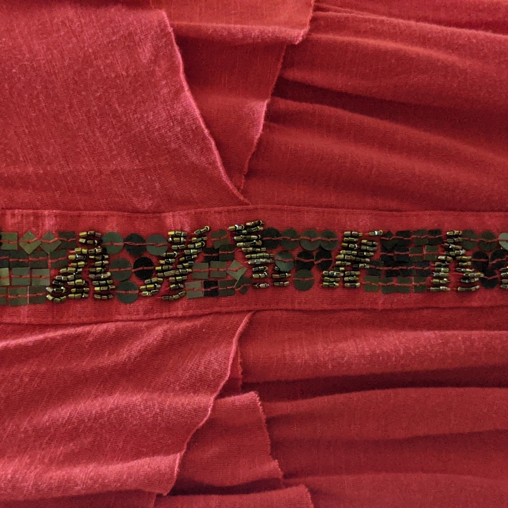 Sleeveless Top - Picture 4 of 5